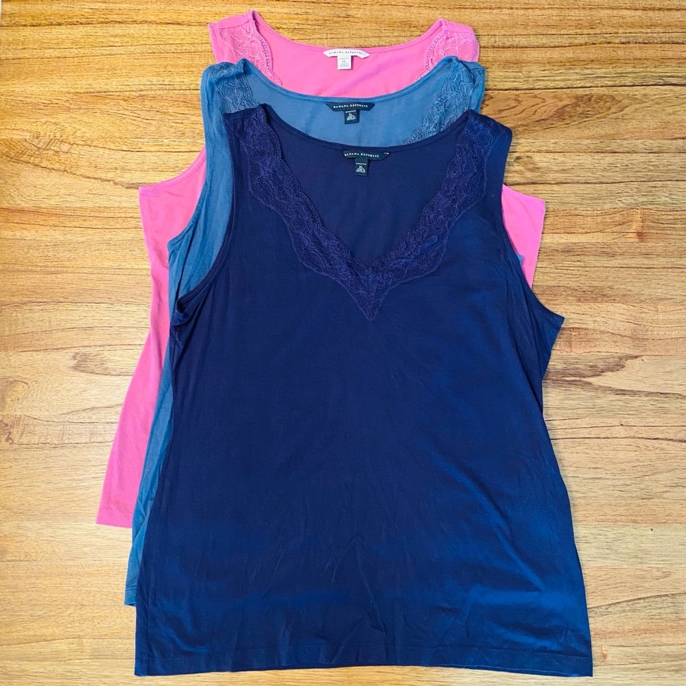 3 Banana Republic Lace V-Neck Stretch Tank Tops XL